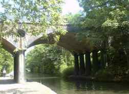 I crossed Regents Canal......